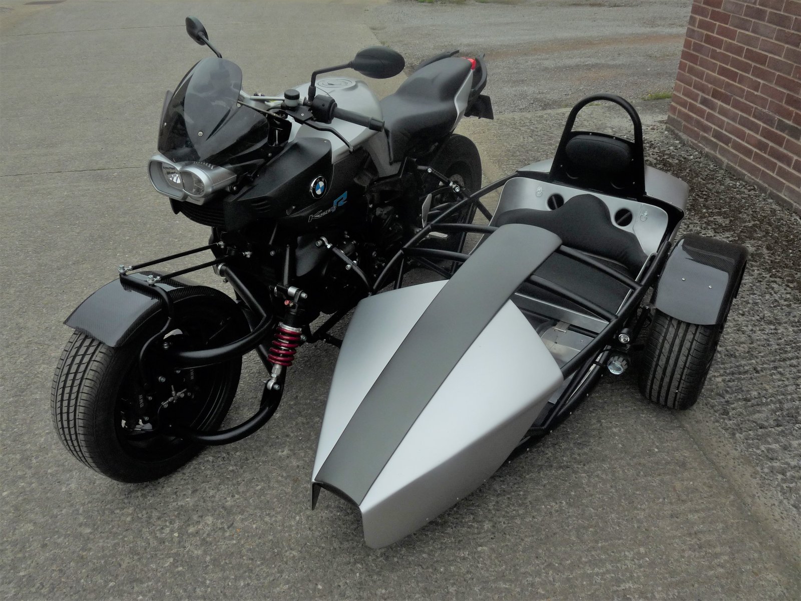 Image of the category BMW Sidecar Outfit with Hub Centre Steering with link to page displaying grouped images.